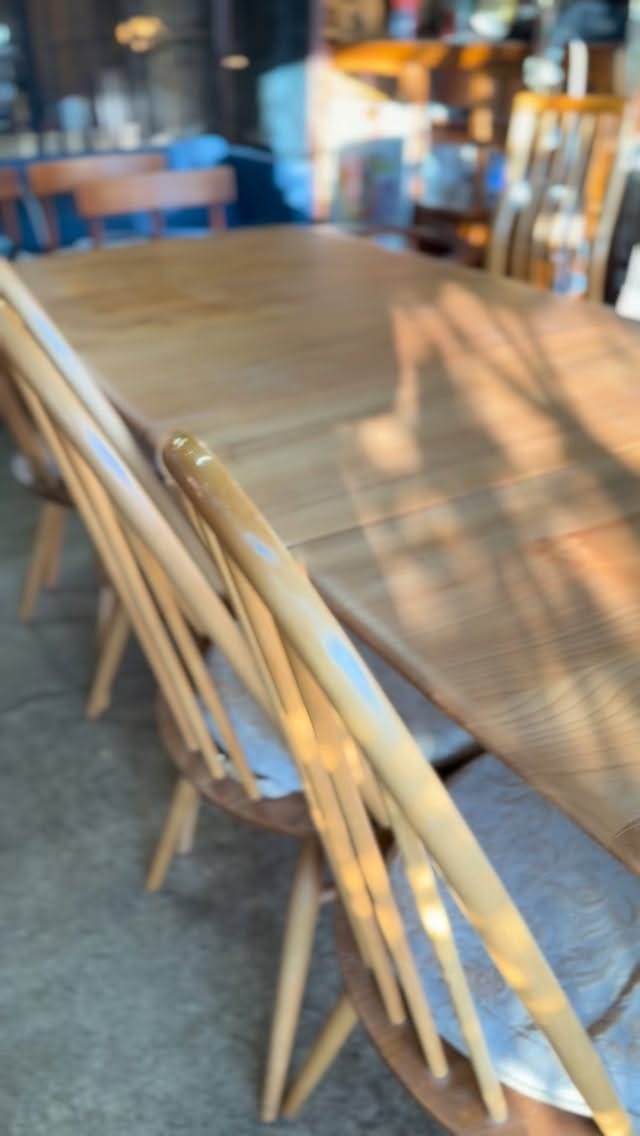 Post 1 by Etch Interiors | Mid Century Dealer | Retro Enthusiast on Instagram (video)