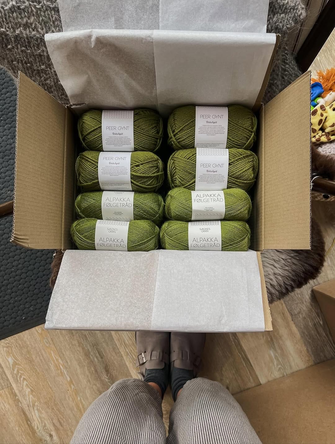 Post 8 by No Frills Knitting // Meg on Instagram (carousel)