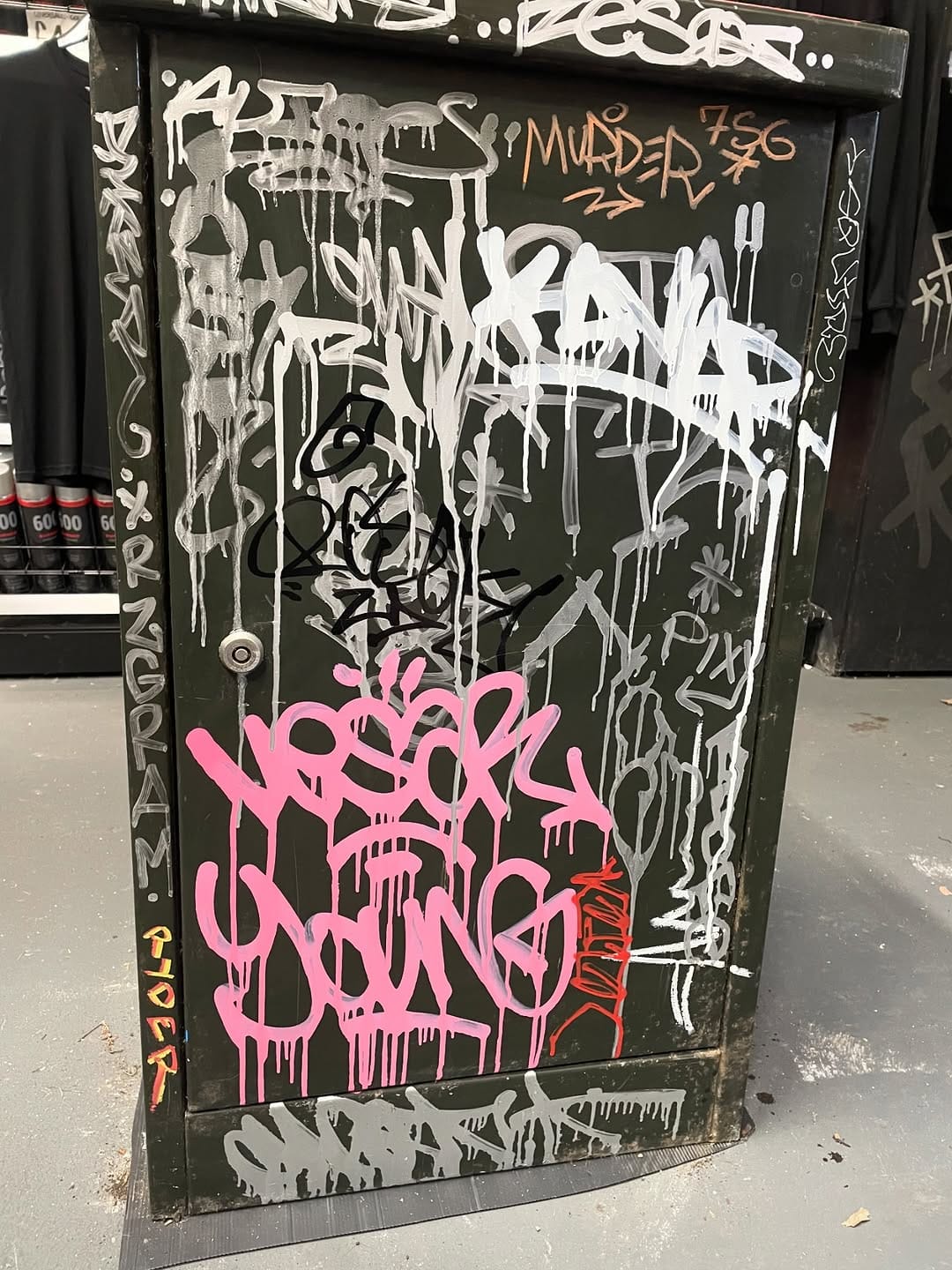Post 1 by Molotow on Instagram (carousel)