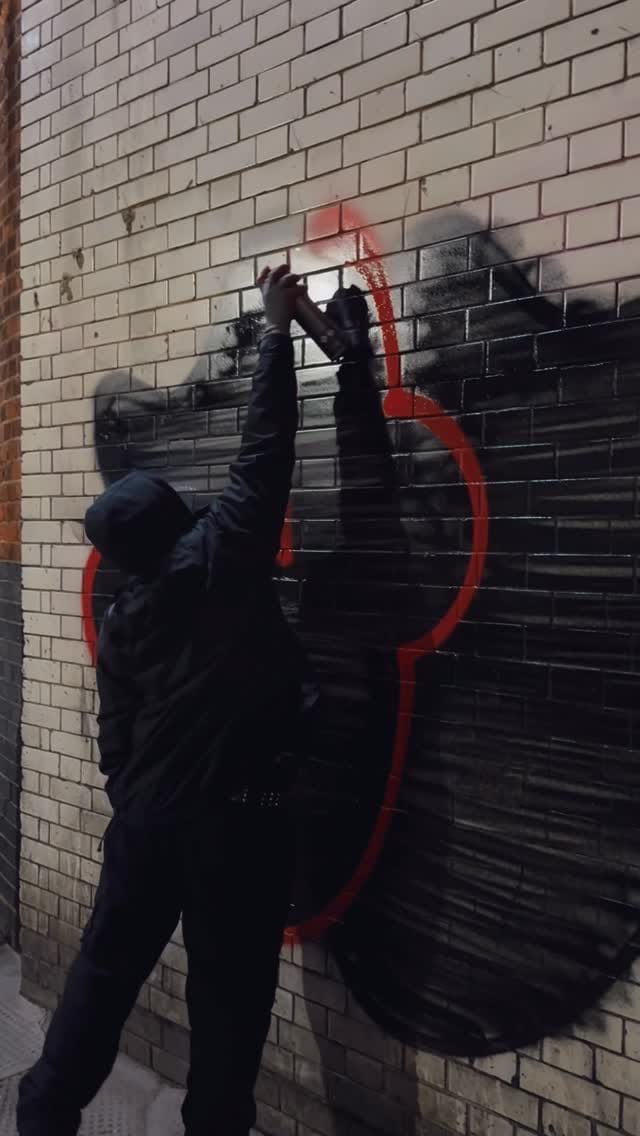 Post 6 by Grubby Mits on Instagram (video)