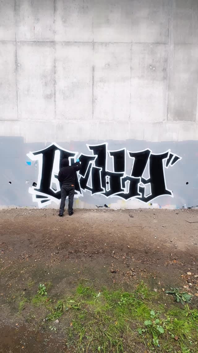Post 3 by Grubby Mits on Instagram (video)