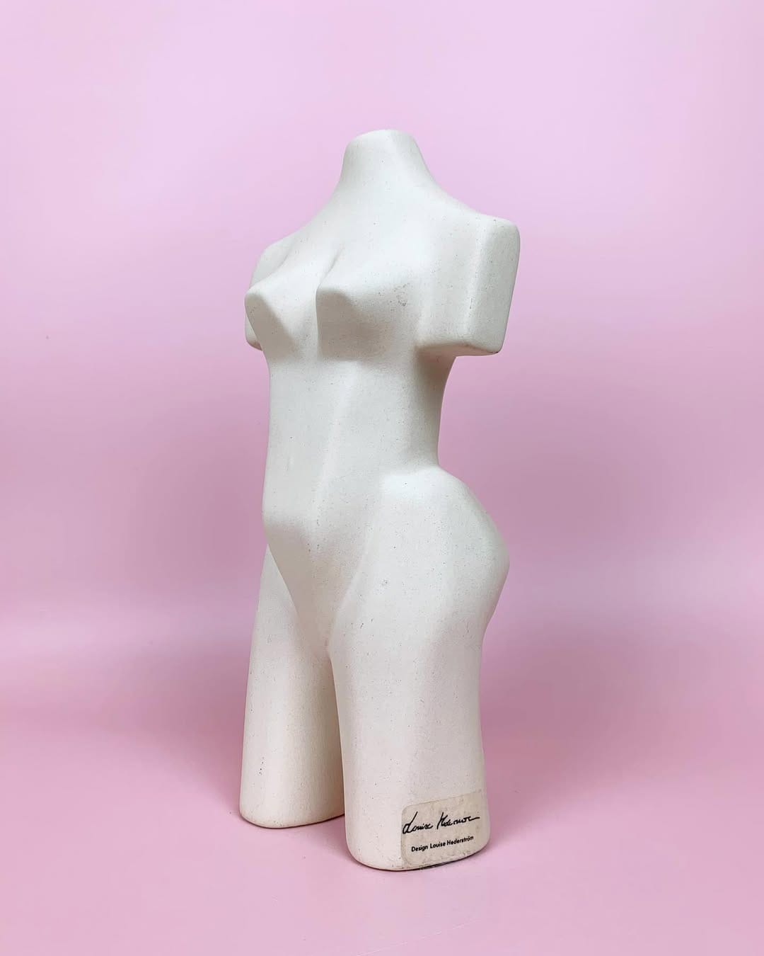 Post 3 by Lucky Girl Vintage on Instagram (carousel)