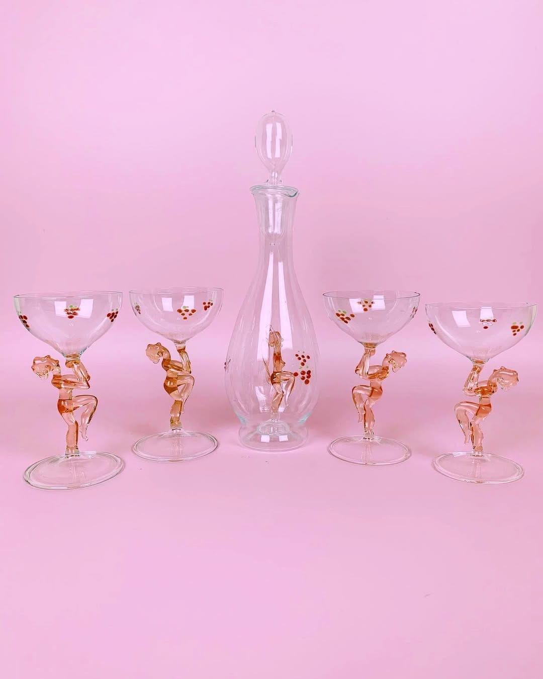 Post 8 by Lucky Girl Vintage on Instagram (carousel)