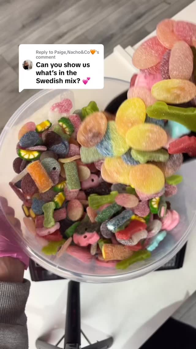 Post 7 by Pick 'n' Mixtures on Instagram (video)