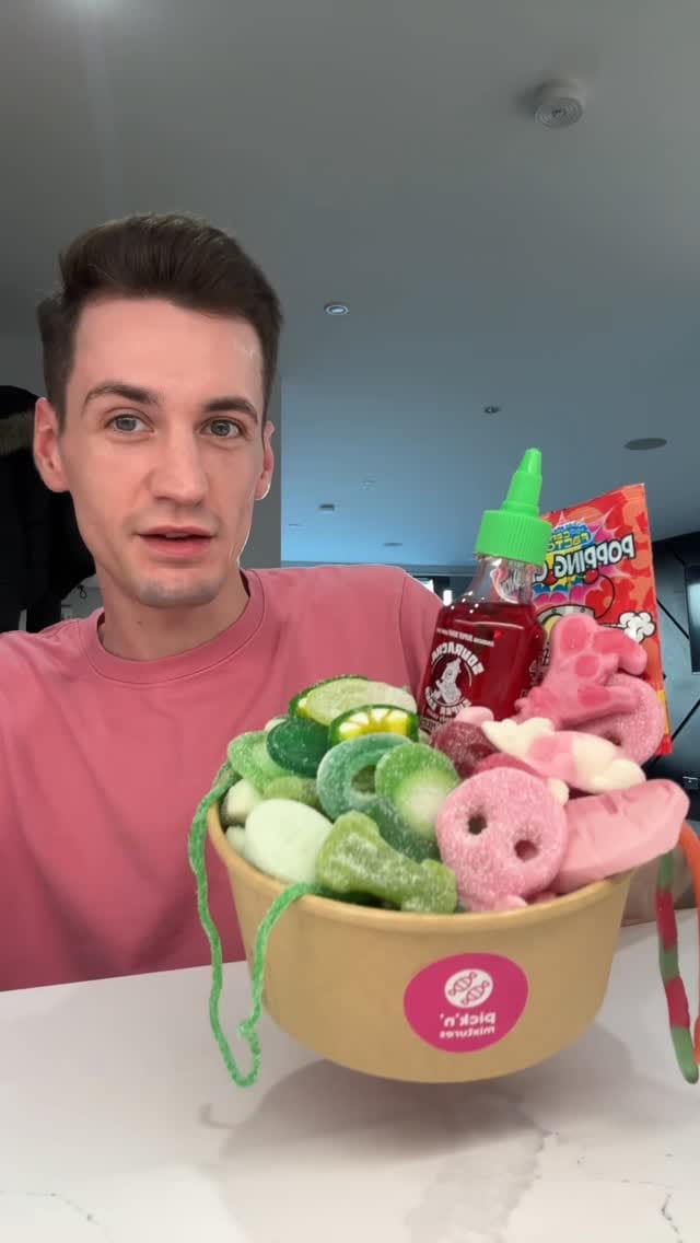 Post 6 by Pick 'n' Mixtures on Instagram (video)