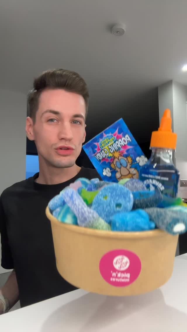 Post 9 by Pick 'n' Mixtures on Instagram (video)
