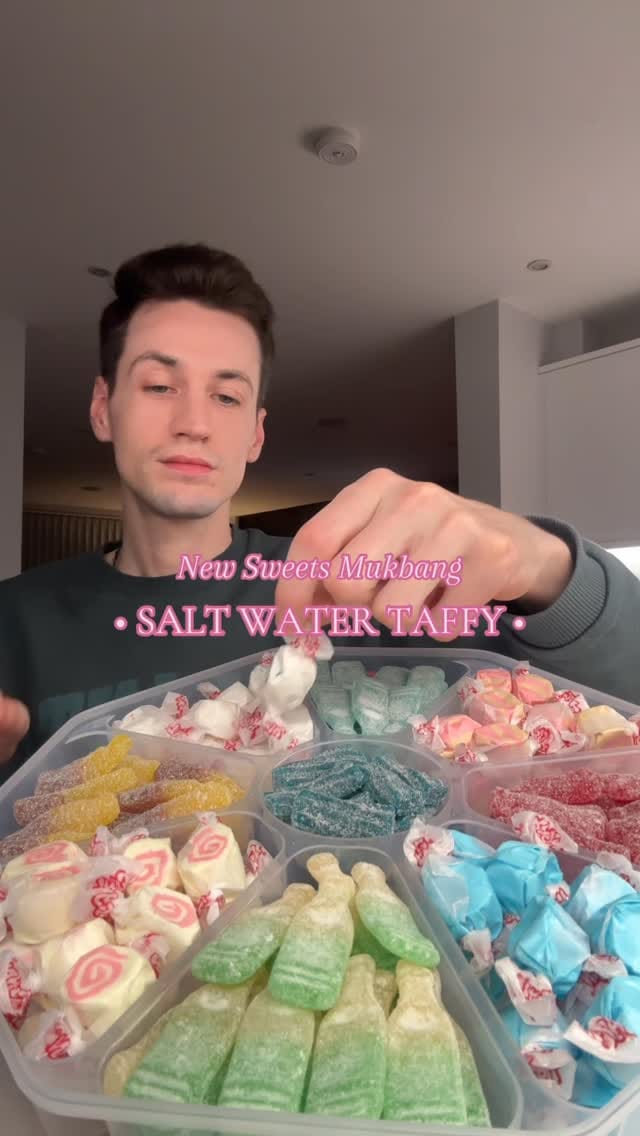 Post 2 by Pick 'n' Mixtures on Instagram (video)