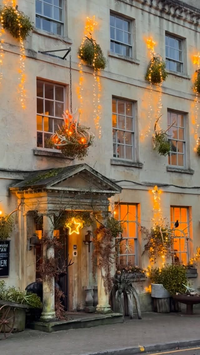 Post 6 by French Grey | Home & Gifts | Cotswolds on Instagram (video)