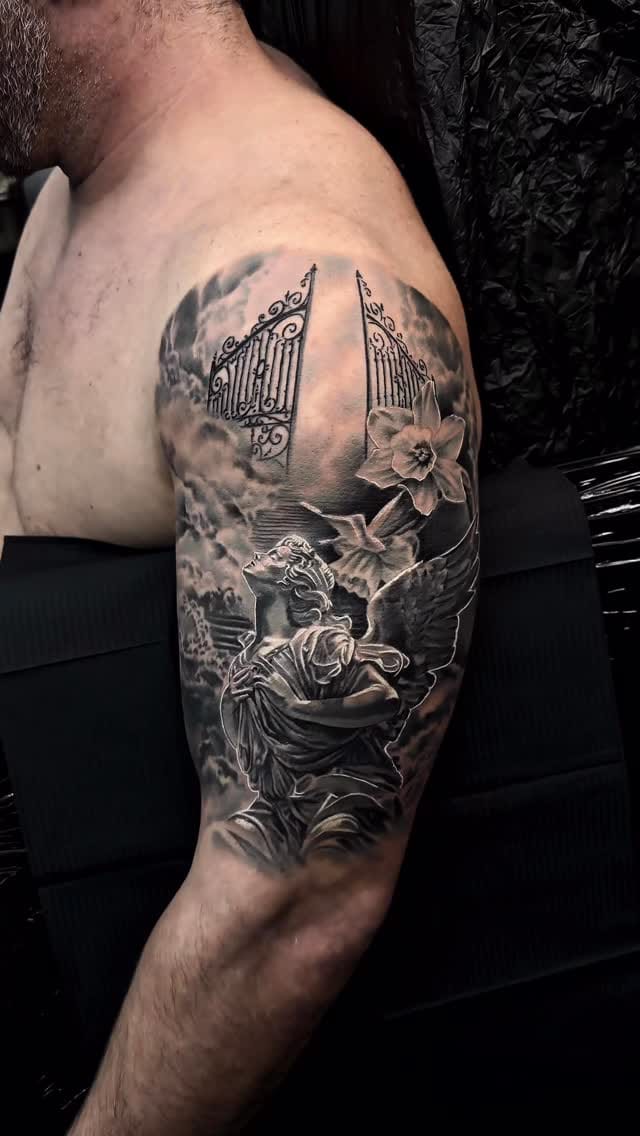 Post 4 by LITERAL INK - Glasgow on Instagram (video)
