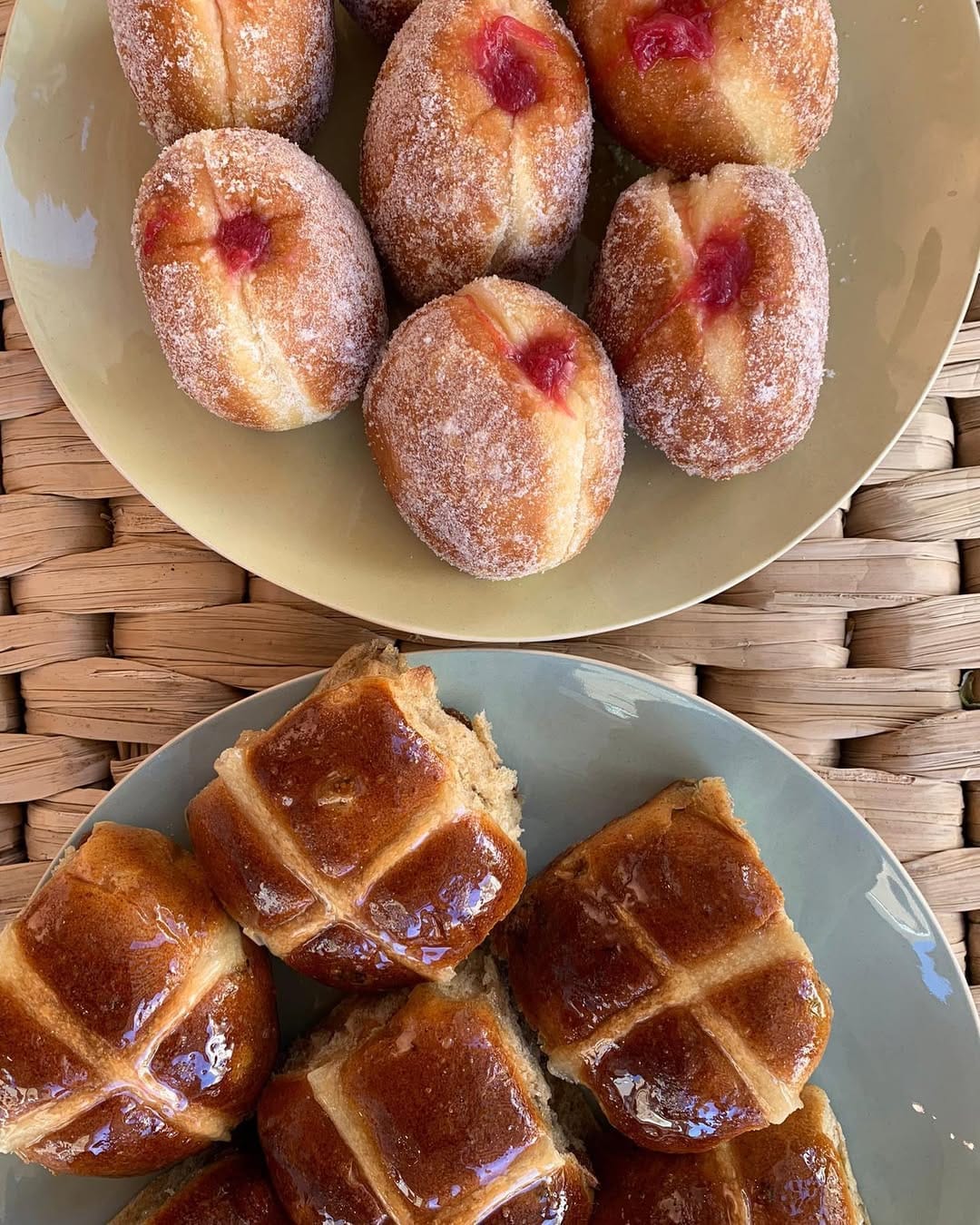 Post 4 by SPRING-TO-GO on Instagram (image)