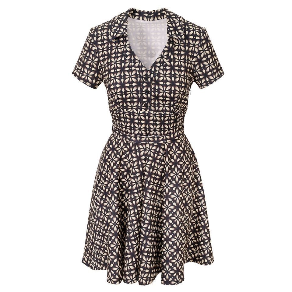 Post 6 by Stroppy Cat Fashion Brand on Instagram (image)
