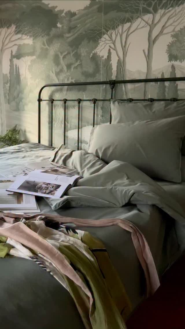 Post 6 by Authentic Handcast Metal Beds on Instagram (video)