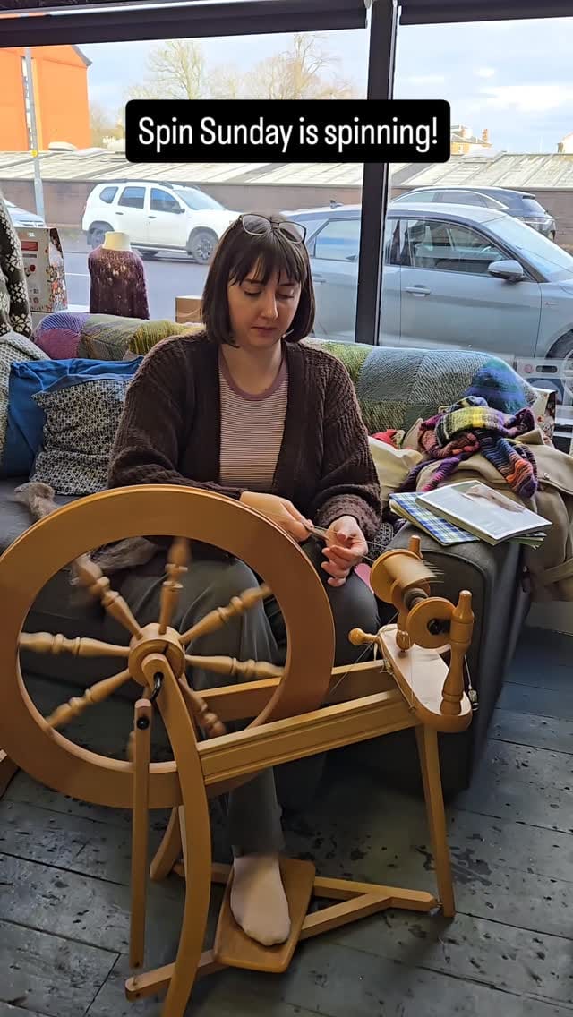 Post 1 by The Yarn Cake on Instagram (video)