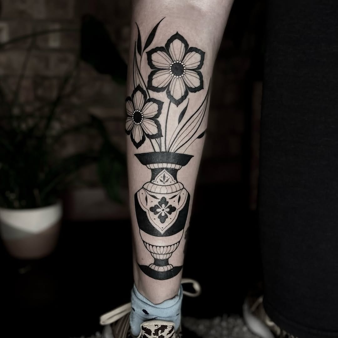 Post 10 by Tate Martha  • Blackwork Tattoo London UK on Instagram (carousel)