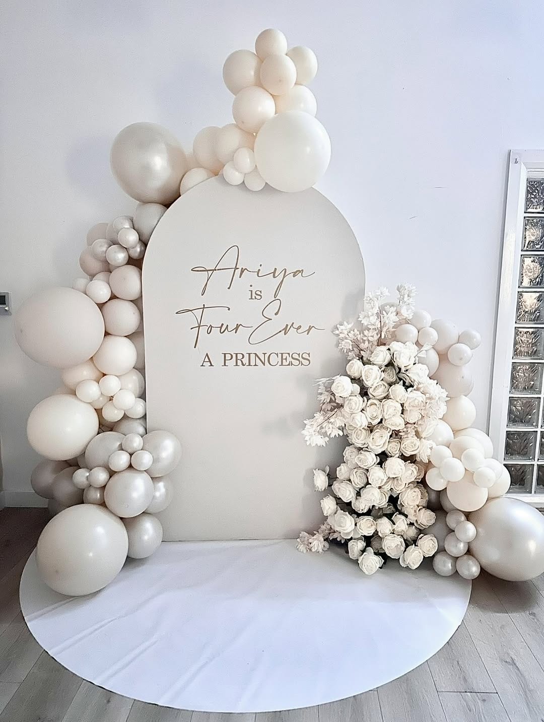 Post 2 by 𝐙𝐀𝐙𝐀 𝐁𝐀𝐋𝐋𝐎𝐎𝐍𝐒 & 𝐄𝐕𝐄𝐍𝐓𝐒 | LONDON, ESSEX & HERTFORDSHIRE on Instagram (carousel)
