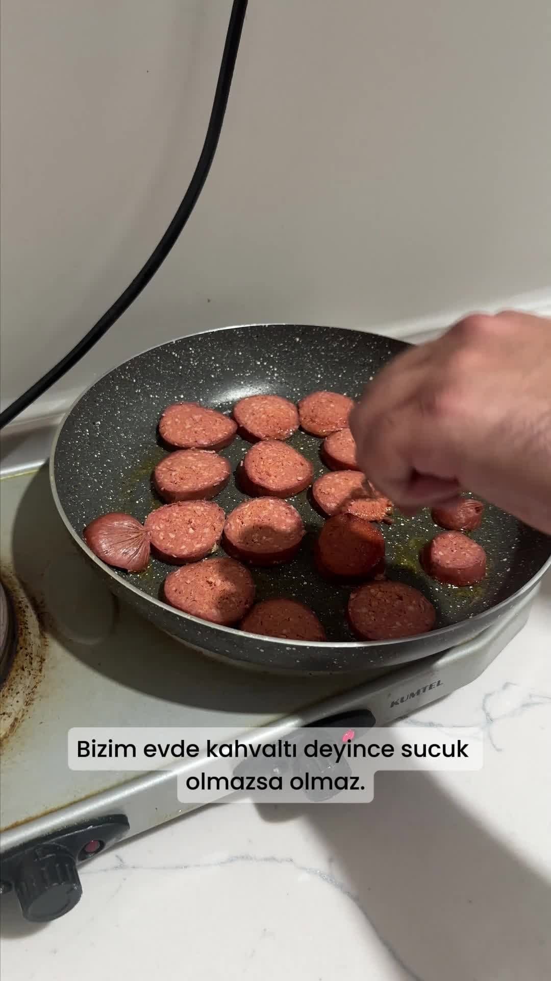 Post 6 by Lezzet-i Ala Sucuklari on Instagram (video)