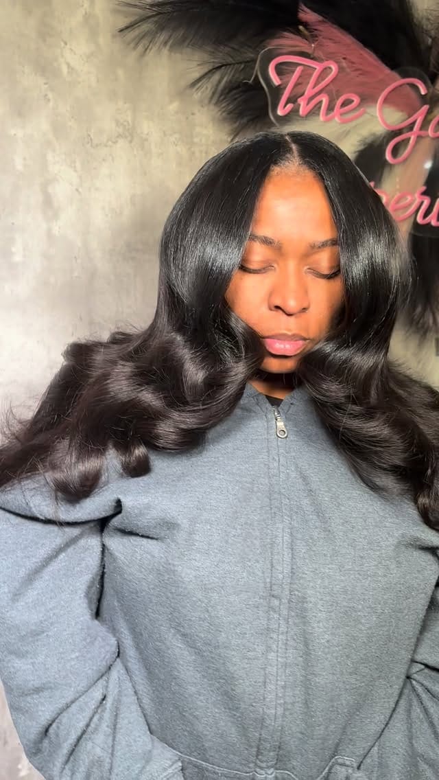 Post 5 by Taylor Mi'Chel on Instagram (video)