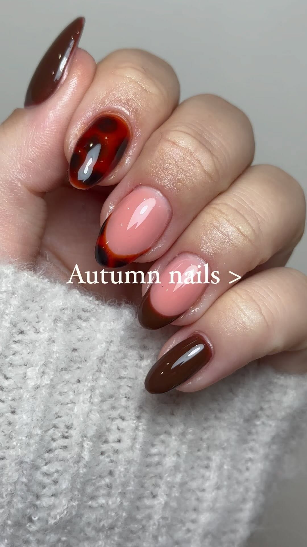 Post 6 by Rhiannon Hawdon - Nails & Beauty on Instagram (video)