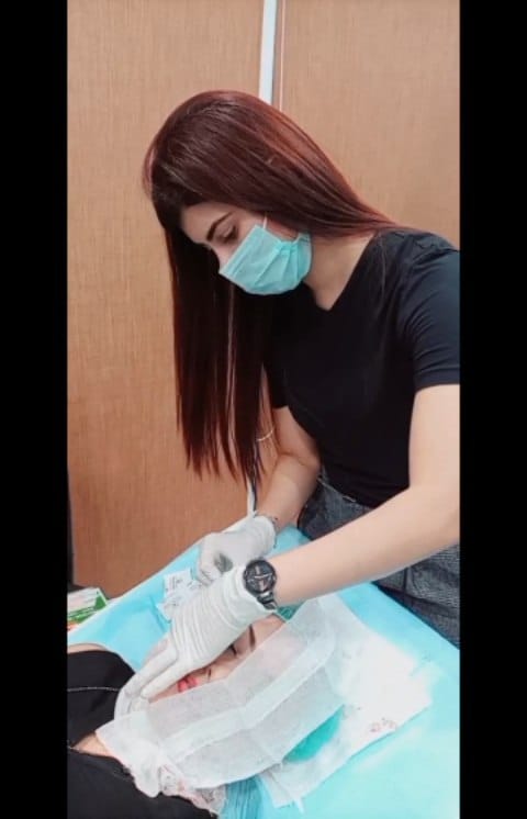Post 10 by Dr Iqra Qureshi on Instagram (video)