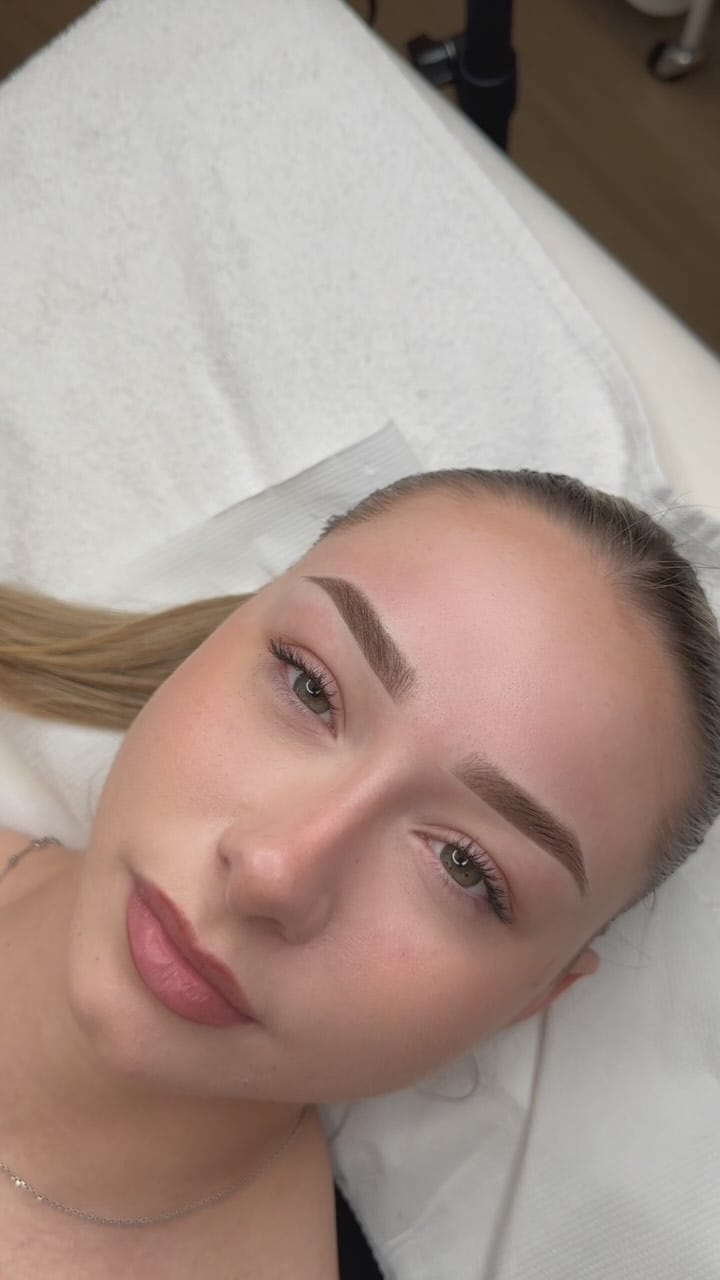 Post 10 by SALON DE BEAUTÉ- FORMATIONS (77) on Instagram (video)