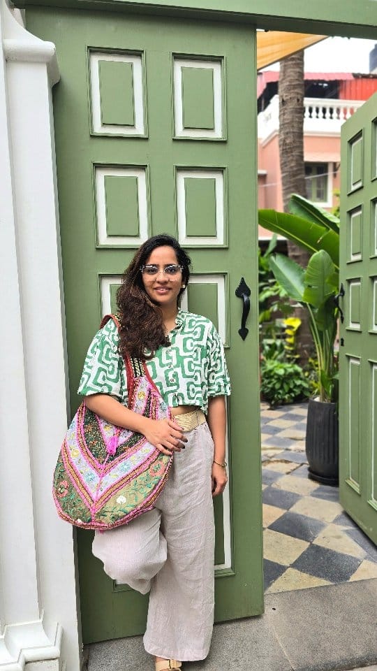 Post 2 by Dr. Devanshi Shah on Instagram (video)