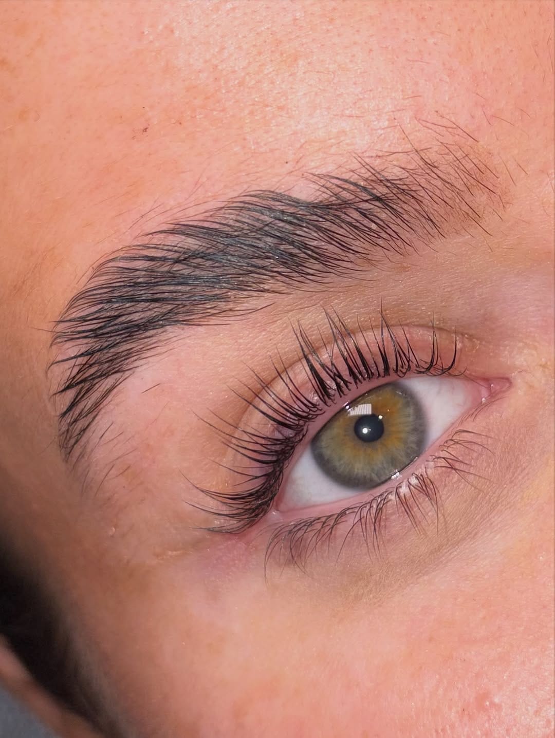 Post 2 by LASH ACADEMY & AESTHETIC PRACTITIONER on Instagram (carousel)
