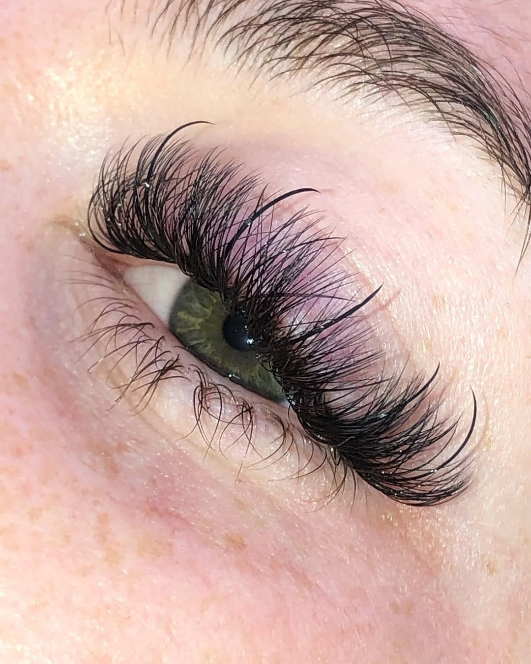 Post 10 by LASH ACADEMY & AESTHETIC PRACTITIONER on Instagram (image)