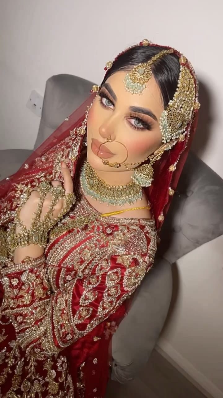 Post 9 by Shahina Aktar on Instagram (video)