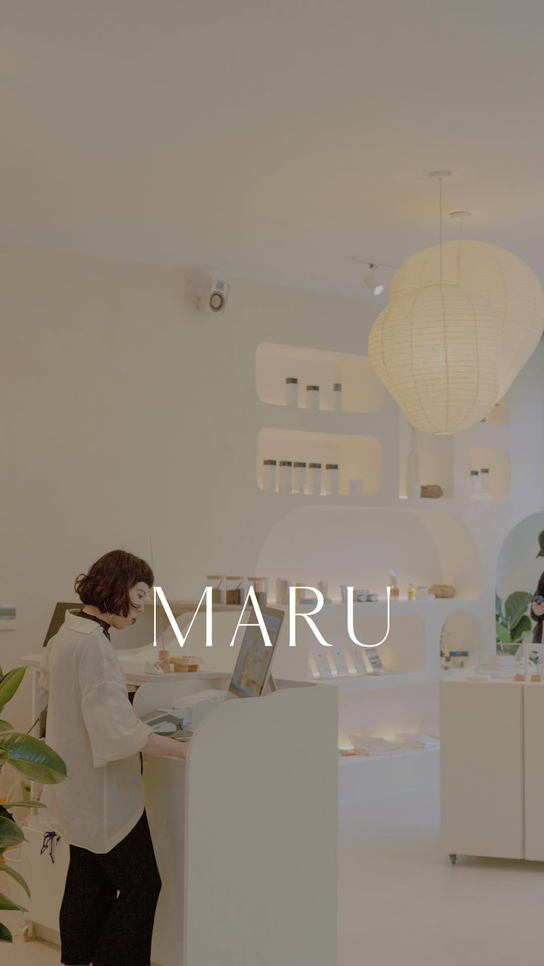 Post 10 by MARU HAIR TOKYO on Instagram (video)