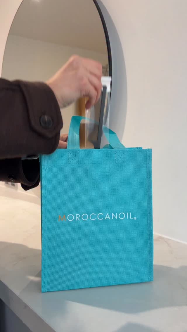 Post 2 by T H E  A V E N U E on Instagram (video)