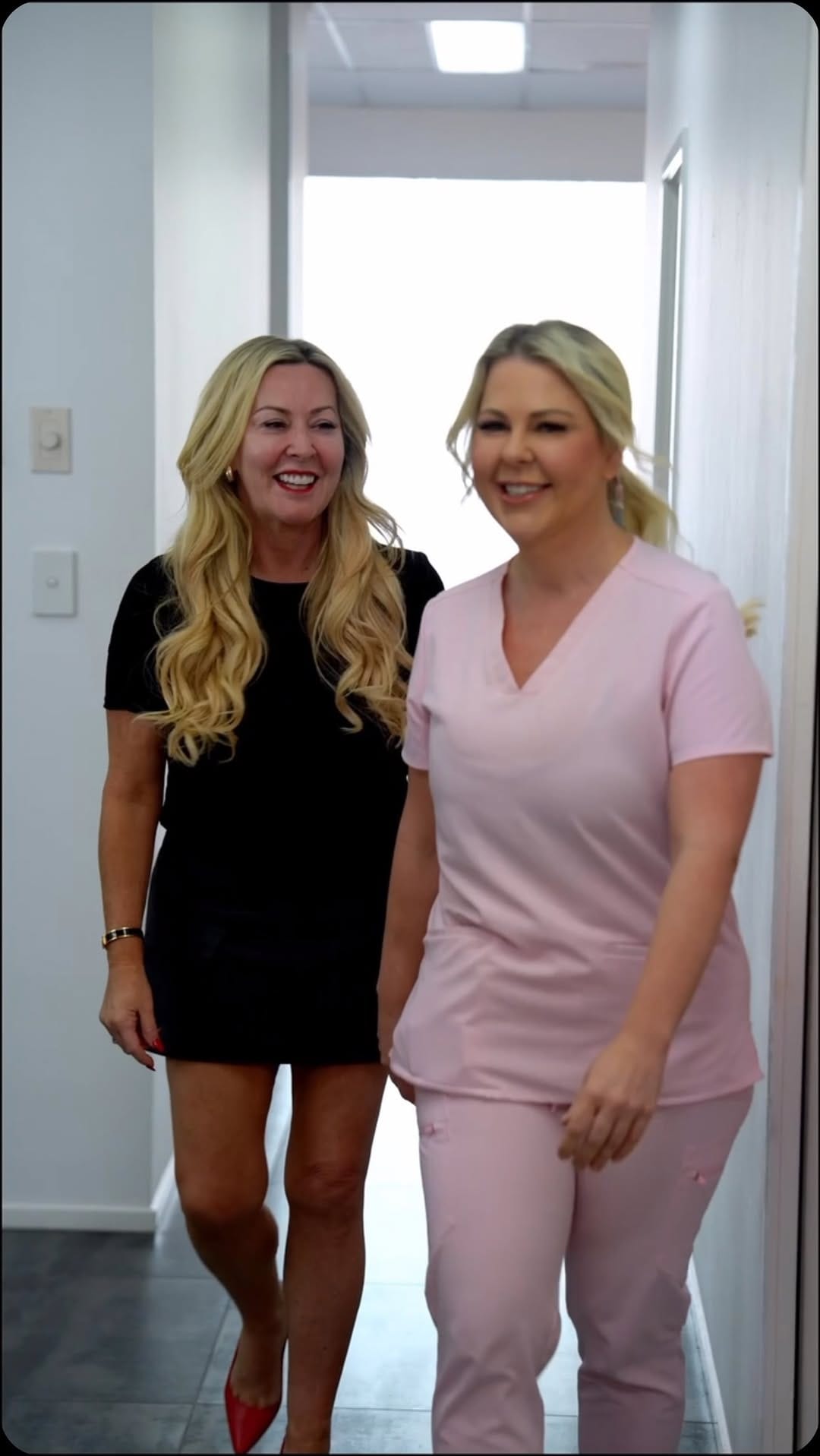 Post 6 by Cosmetic Nurse Anika on Instagram (video)