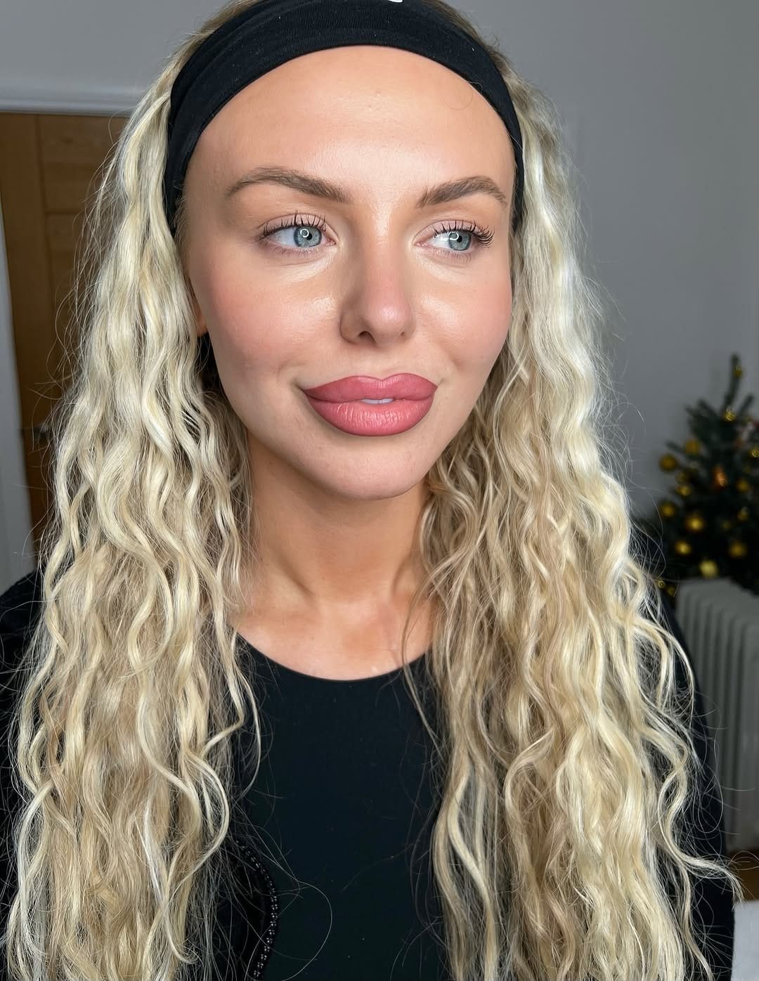Post 5 by PERMANENT MAKEUP ARTIST 👩🏼‍🎨 BROWS LIP BLUSH TRAINING on Instagram (carousel)