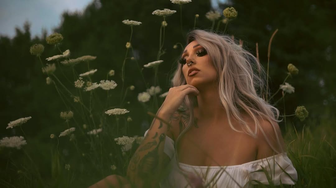 Post 10 by 🧡🩷Megan Lynn 💜💛 on Instagram (carousel)