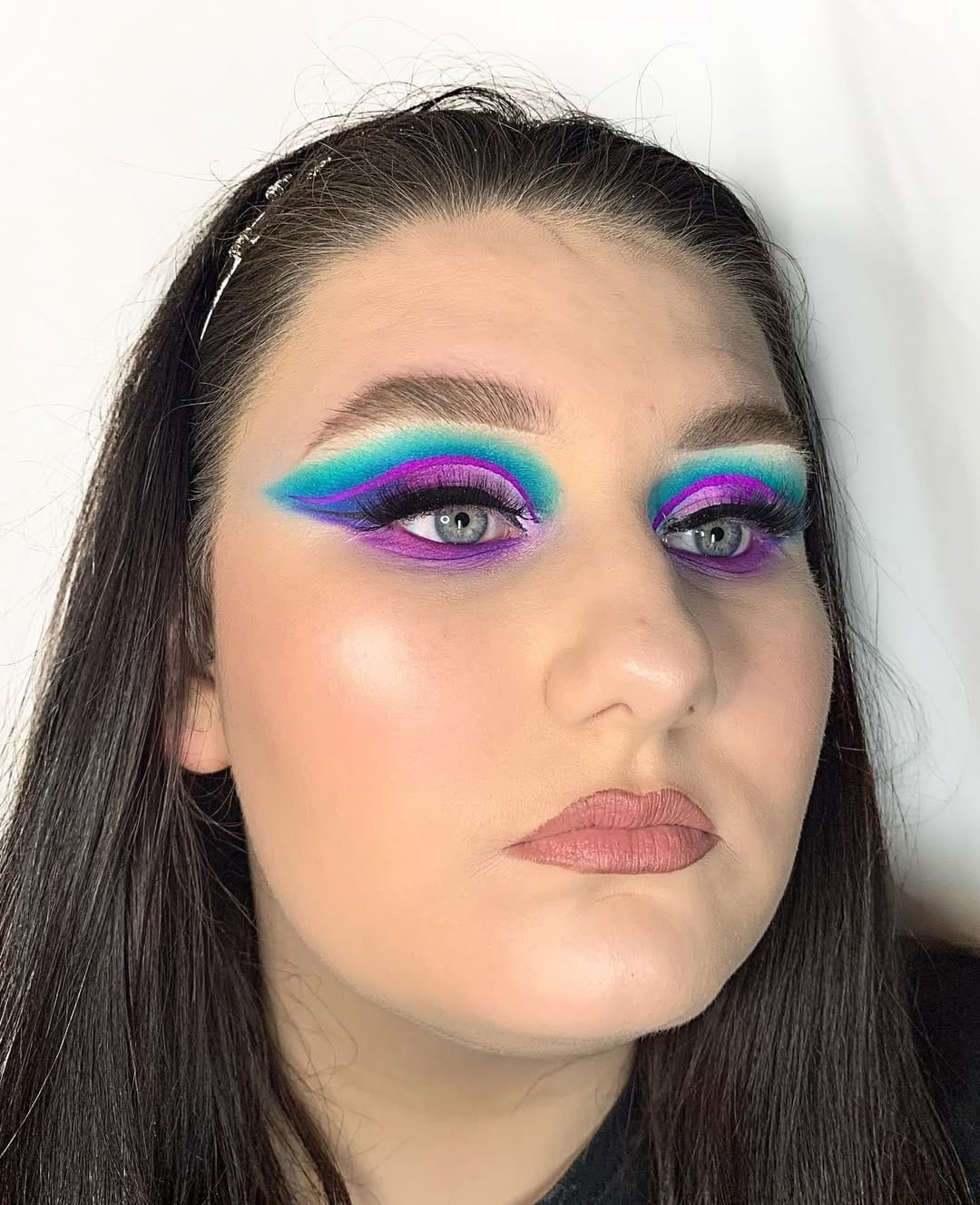 Post 3 by Makeup on Instagram (image)
