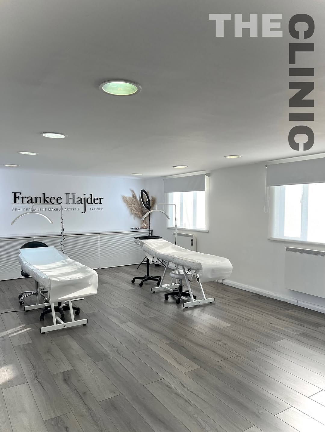 Post 10 by FRANKEE HAJDER SPMU on Instagram (carousel)