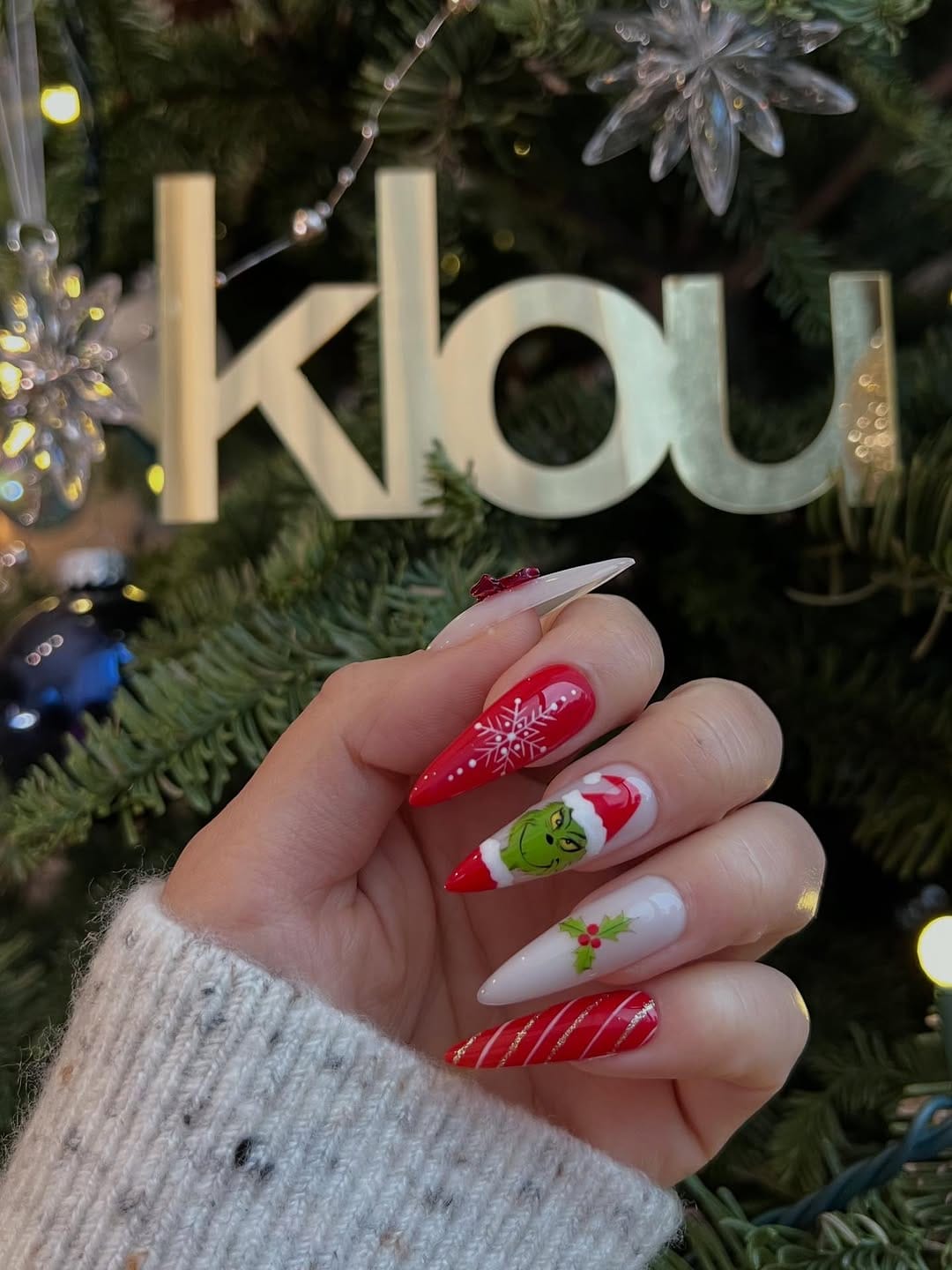 Post 6 by Russian manicure Orange County on Instagram (carousel)