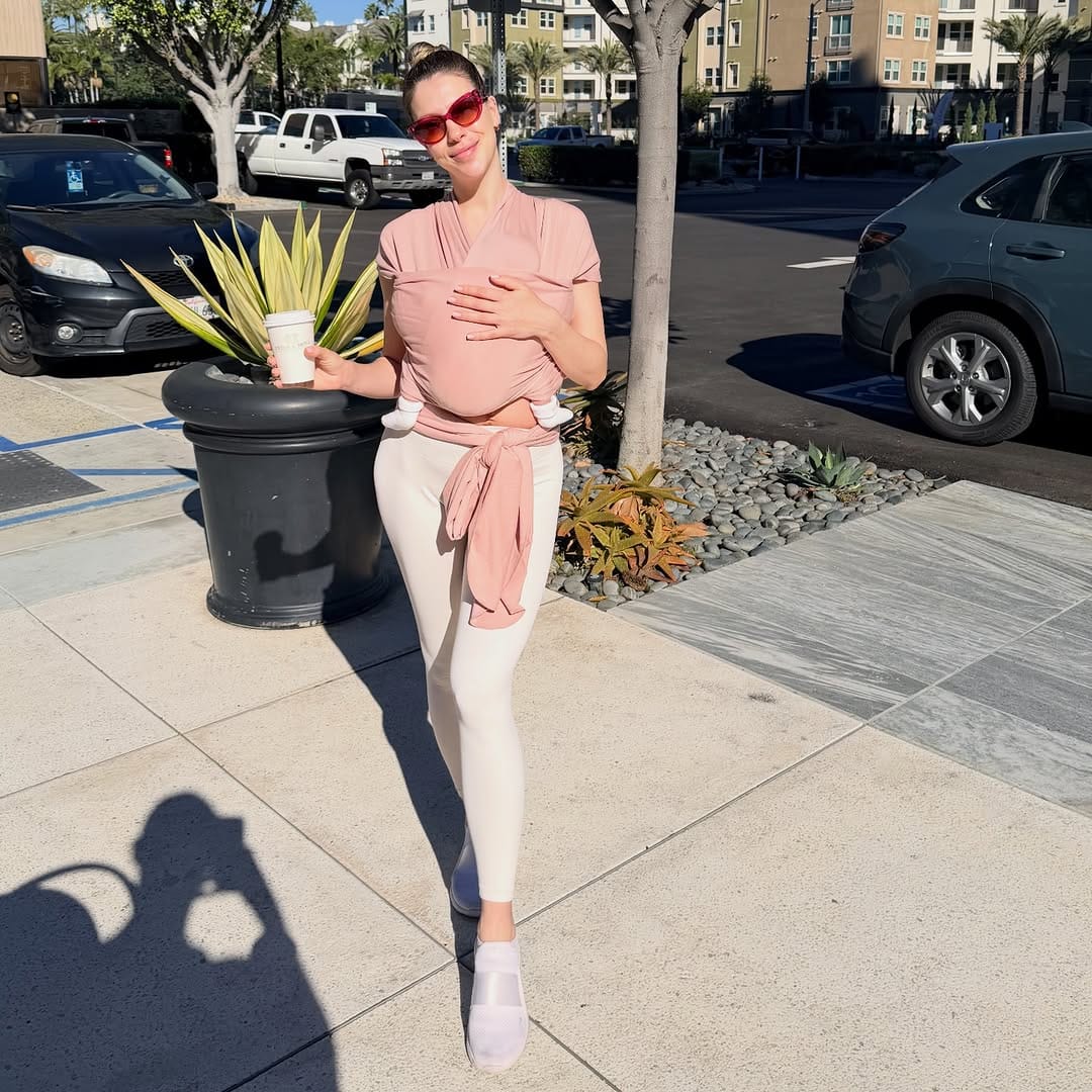 Post 1 by Russian manicure Orange County on Instagram (carousel)