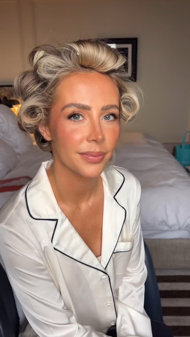 Post 4 by Freelance Makeup Artist on Instagram (video)