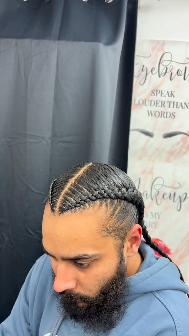 Post 6 by LAGOS SALON 🇳🇬| LONDON SALON 🇬🇧 on Instagram (video)