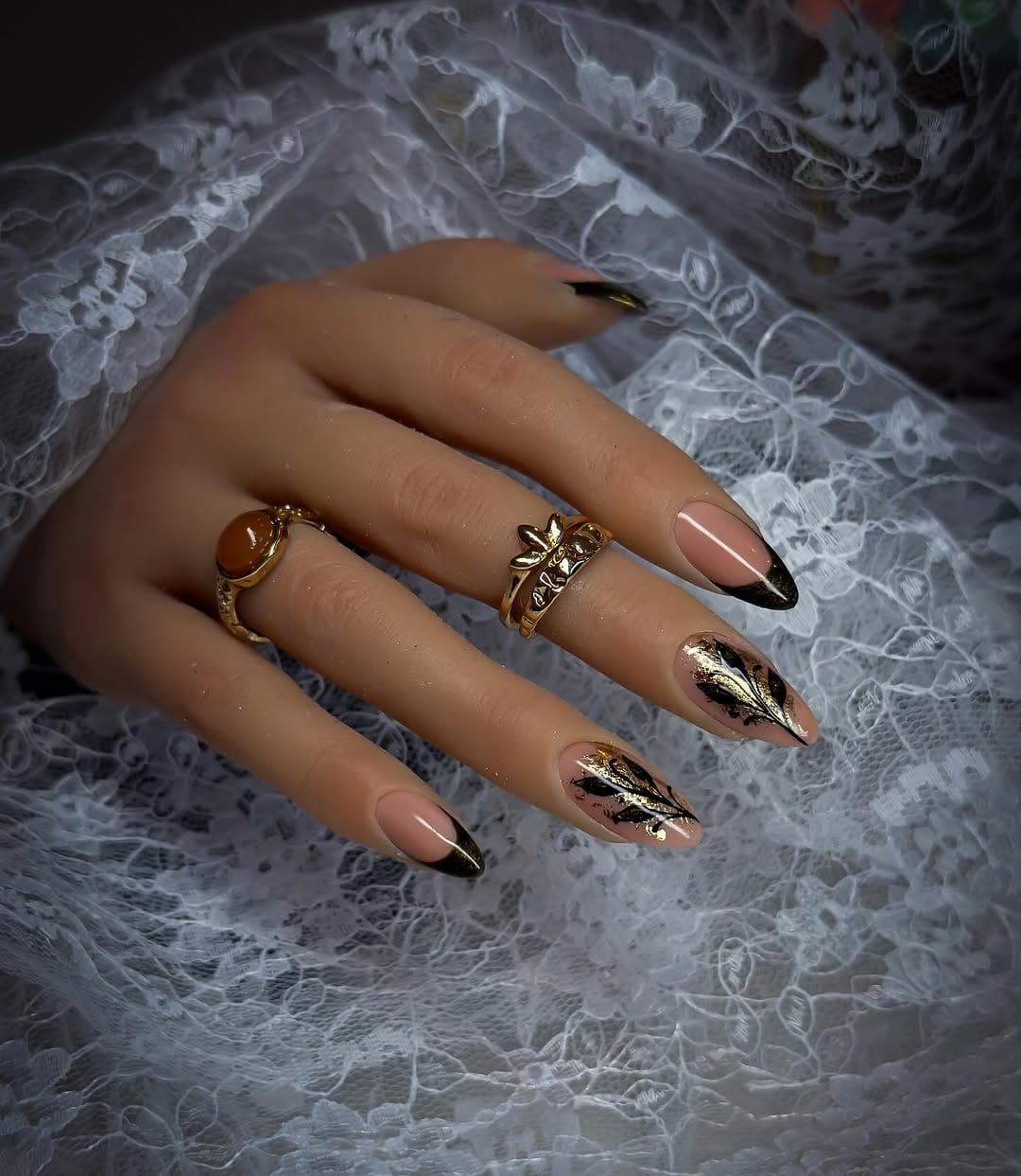 Post 4 by Queen Catherine 🖤 on Instagram (image)