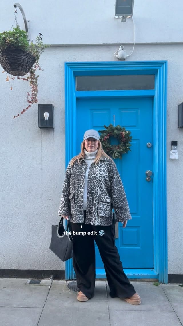 Post 9 by Daisy Eliza Winter on Instagram (video)