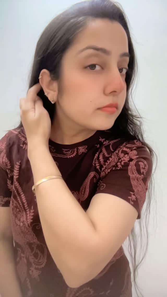 Post 1 by 😍Shobhna Bajaj 😍 on Instagram (video)