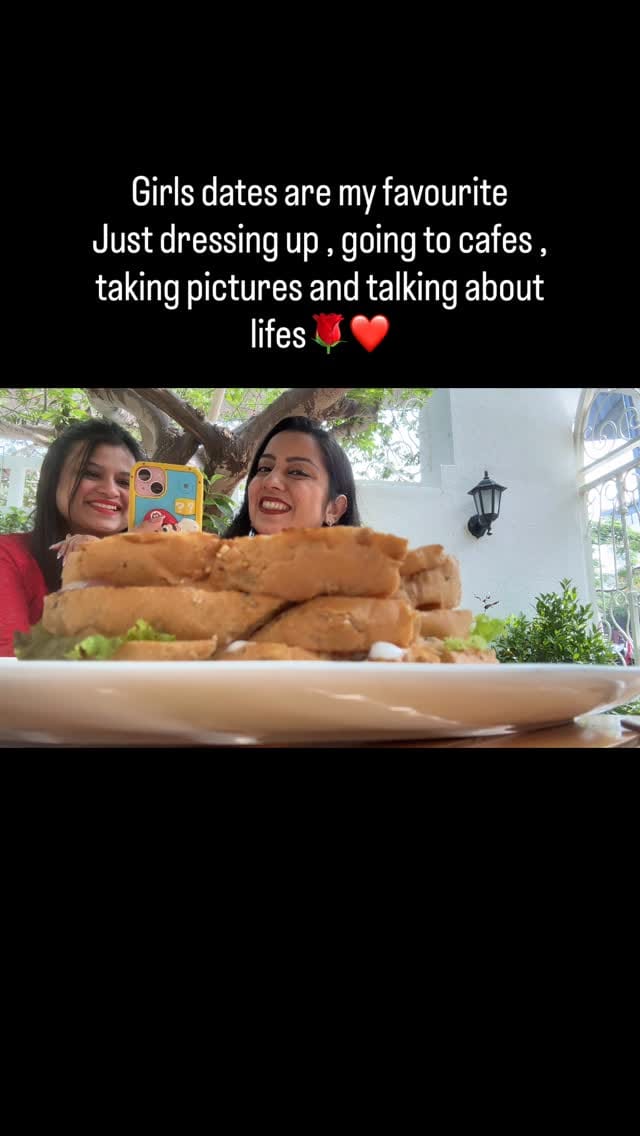 Post 4 by 😍Shobhna Bajaj 😍 on Instagram (video)
