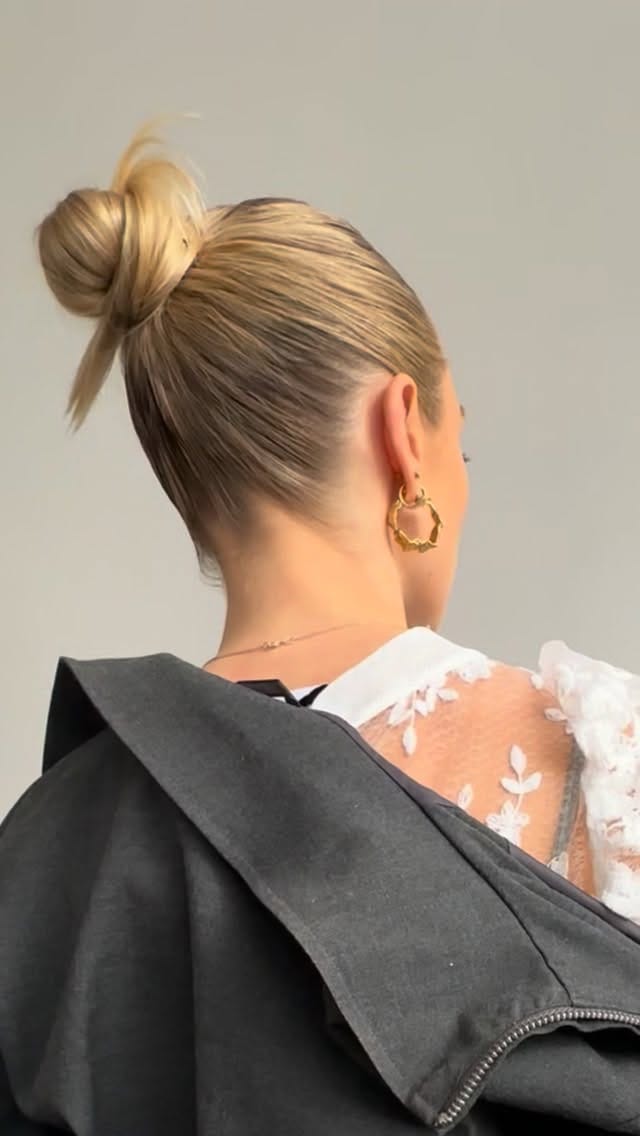 Post 1 by Cobella Salons on Instagram (video)