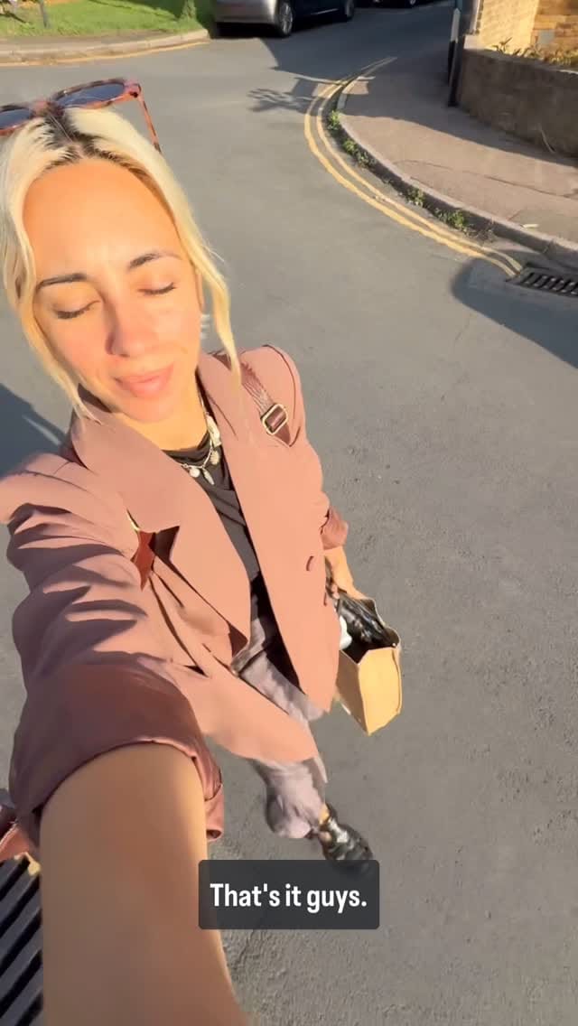 Post 4 by Cobella Salons on Instagram (video)