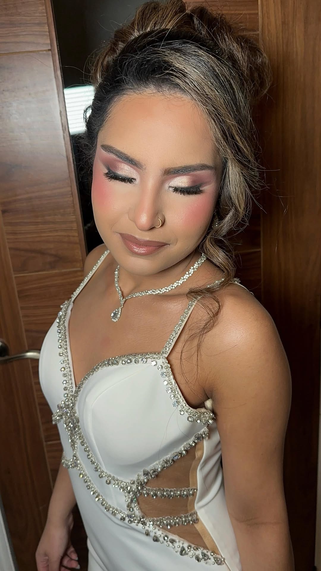Post 6 by BRIDAL HAIR & MAKEUP ARTIST on Instagram (video)