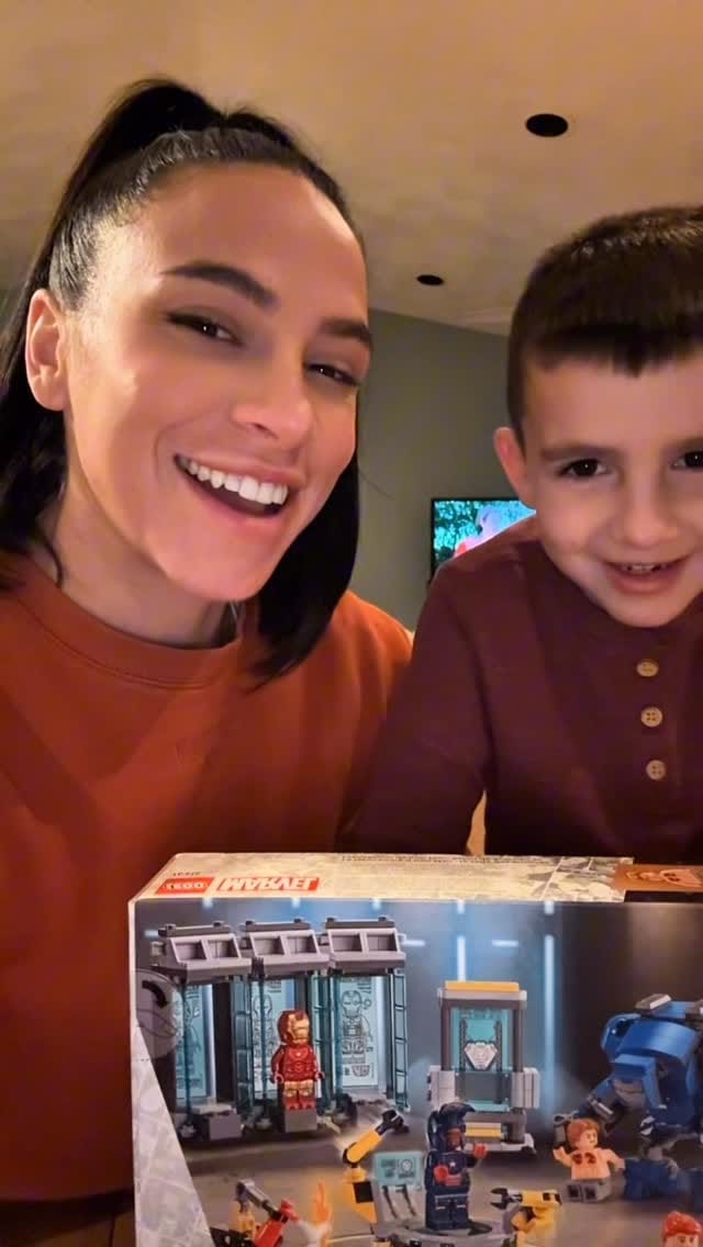 Post 9 by Mikaela Lefort | Fitness Coach on Instagram (video)