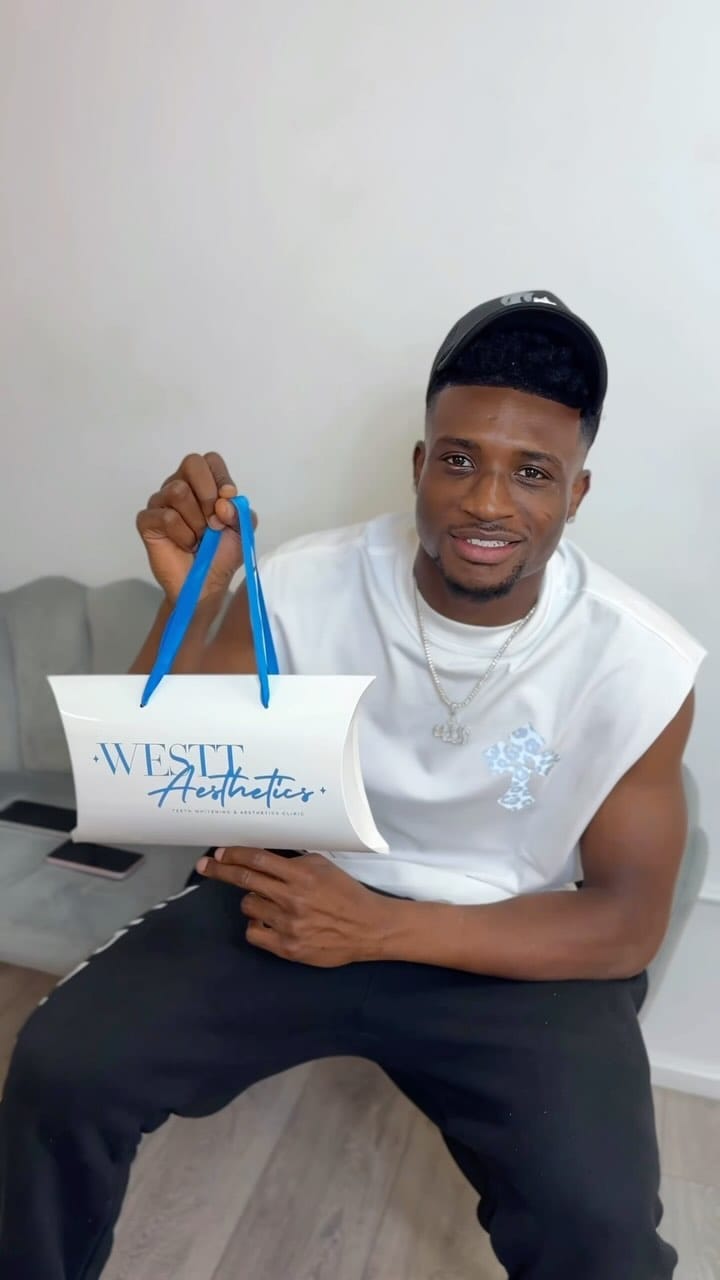 Post 8 by #1 TEETH WHITENING | SUPPLIES | FACIALS on Instagram (video)