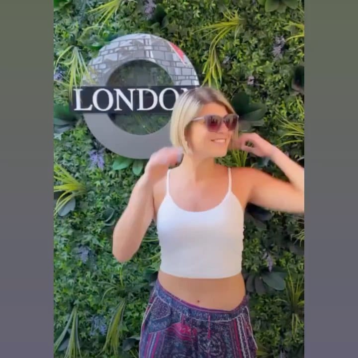 Post 2 by London Kuaför Etiler on Instagram (video)