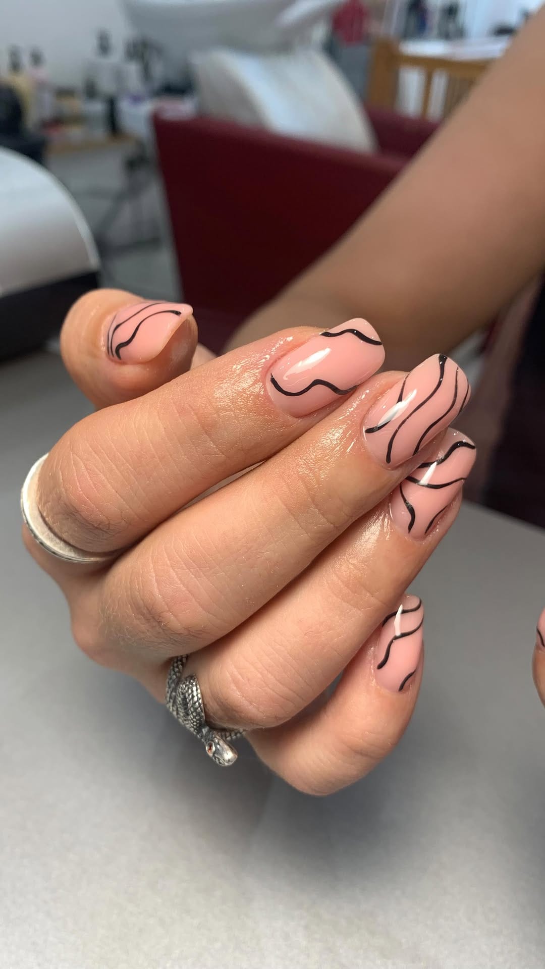 Post 9 by Vanesa’s Nails🌸 on Instagram (video)